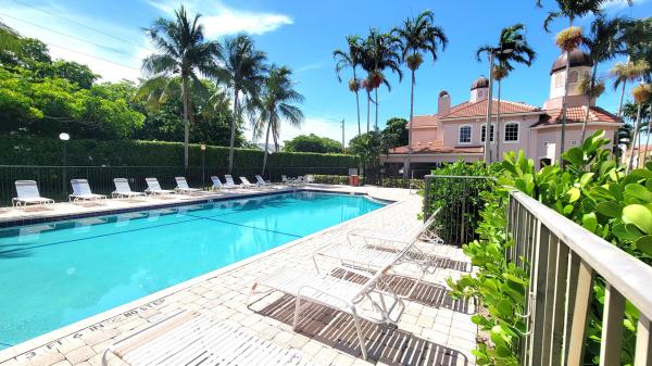 The Residences Of Belmont At Boynton Beach, 401 Belmont Pl, Boynton Beach, Florida 33436, image 1