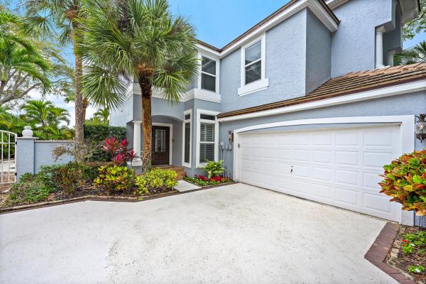 Grand Bay At Oak Harbour, 27 Grand Bay Cir, Juno Beach, Florida 33408, image 1