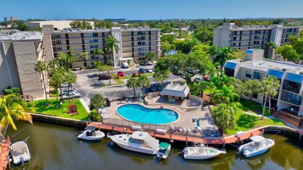 Caribbean At Boca Bayou, 26 Royal Palm Way #403, Boca Raton, Florida 33432, image 3