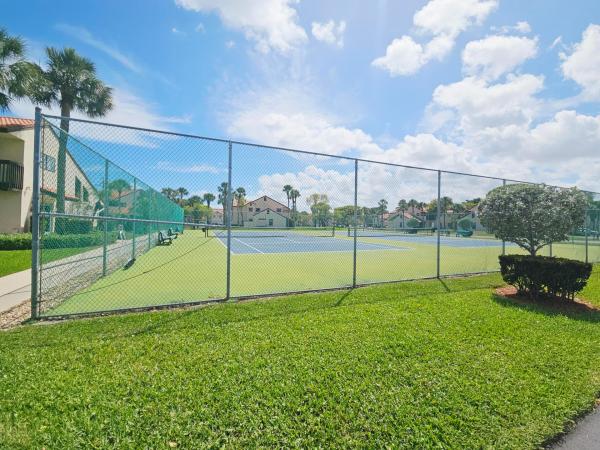South Lake At Dos Lagos, 16 Via De Casas Sur #103, Boynton Beach, Florida 33426, image 2