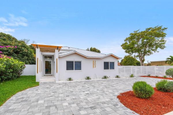 Model Land, 202 SE 4th St, Delray Beach, Florida 33483, image 2