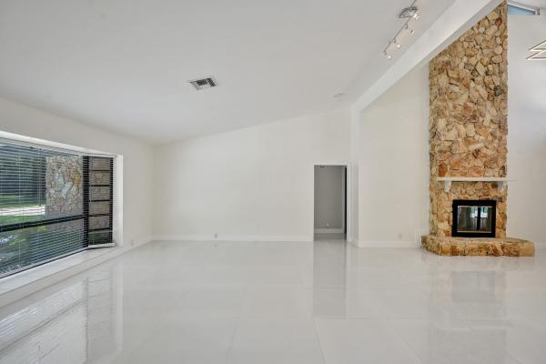 Estancia West Of Via Verde, 7475 Estrella Cir, Boca Raton, Florida 33433, image 1