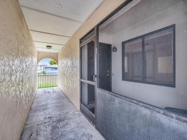 Kingsdown, 151 Cape Coral Pkwy W #106, Cape Coral, Florida 33914, image 2