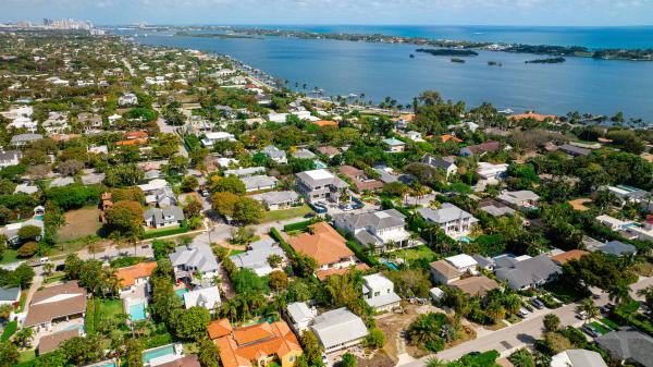 The Southend, 145 Alhambra Pl, West Palm Beach, Florida 33405, image 1
