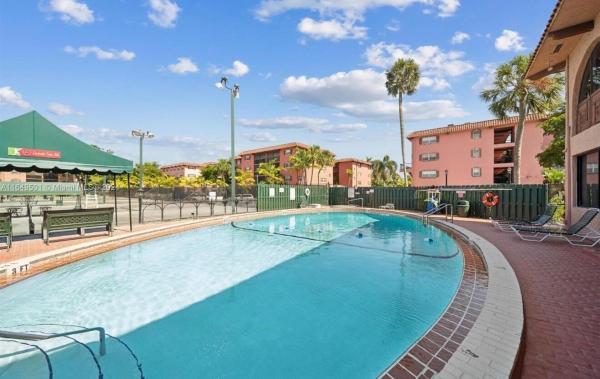 630 Tennis Club Dr #206, Fort Lauderdale, Florida 33311, image 1