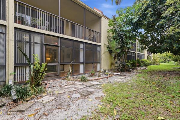 Hammocks Lake Forest, 1774 Hammock Blvd #118, Coconut Creek, Florida 33063, image 2