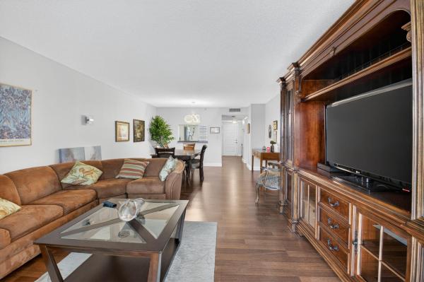 Huntington Lakes 2, 6866 Huntington Ln #607, Delray Beach, Florida 33446, image 3