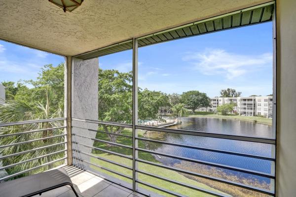 Pine Island Ridge, 9311 Orange Grove Dr #410, Davie, Florida 33324, image 2