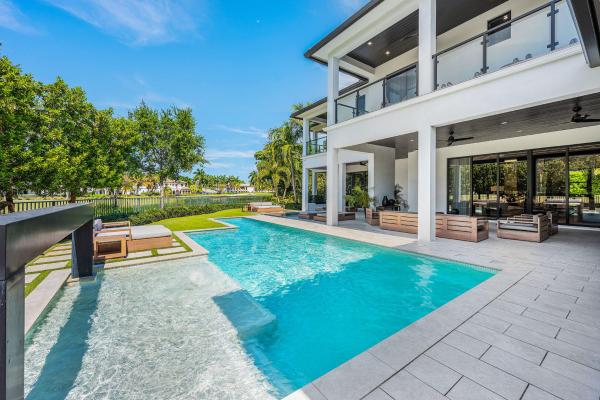 Royal Palm Yacht & Country Club, 117 Thatch Palm Cv, Boca Raton, Florida 33432, image 1