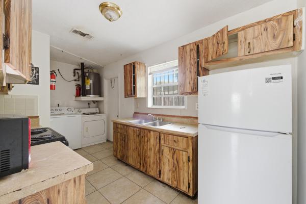 Northwood Harbor, 4901 Spruce Ave, West Palm Beach, Florida 33407, image 2