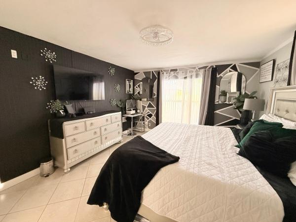 The Courts At Boynton Place, 10088 Boynton Place Cir, Boynton Beach, Florida 33437, image 1