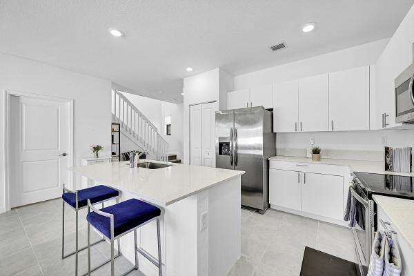 Viewpoint At Vista Lago, 20357 NW 4th Path, Miami Gardens, Florida 33169, image 1