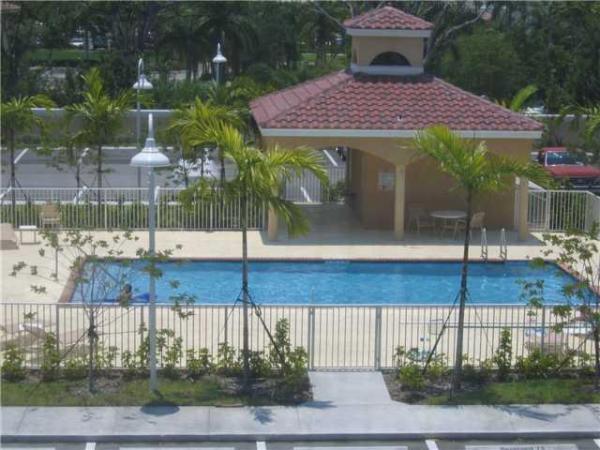 Sheridan Beach Club, 519 E Sheridan St #3072, Dania Beach, Florida 33004, image 1