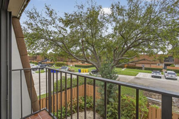 Village Of Sandalwood Lakes North, 168 Heritage Way, West Palm Beach, Florida 33407, image 1