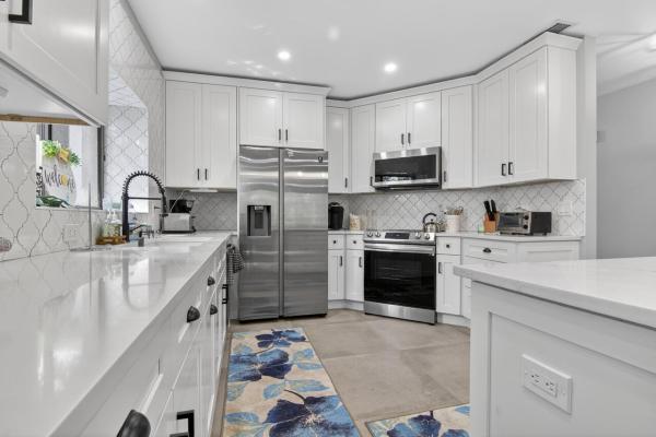 Dunbar Woods, 1143 Duncan Cir #104, Palm Beach Gardens, Florida 33418, image 1