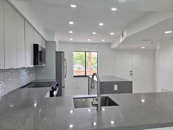 Huntington Lakes 1, 14460 Strathmore Ln #307, Delray Beach, Florida 33446, image 1