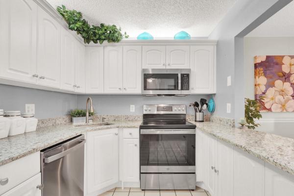 Pine Ridge South 3, 323 Knotty Pine Cir #A2, Greenacres, Florida 33463, image 1