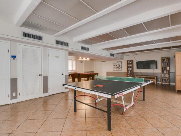 Fairways South, 300 NE 14th Ave #411, Hallandale Beach, Florida 33009, image 3