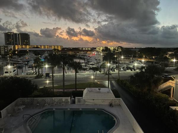 Harbour Towers, 907 Marina Dr #401, North Palm Beach, Florida 33408, image 1