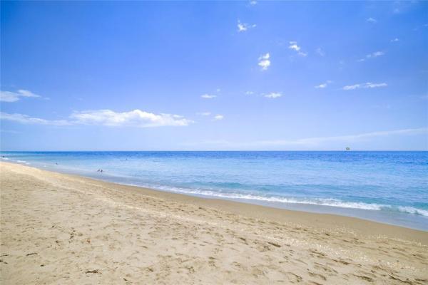 Phoenix Towers, 2800 N Ocean Dr #B9D, Riviera Beach, Florida 33404, image 2