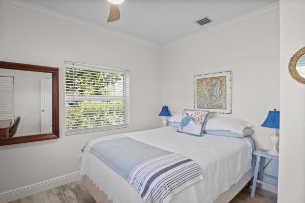 Kelsey City, 301 Hawthorne Dr, Lake Park, Florida 33403, image 2