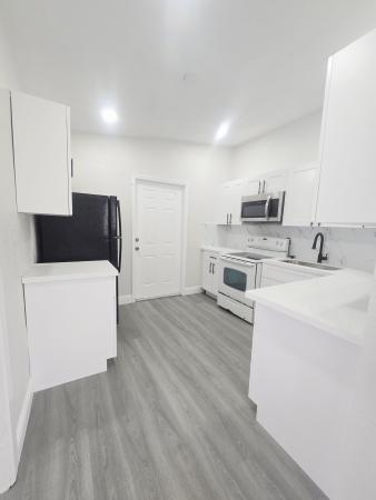 Englewood Manor, 3102 French Ave, Lake Worth, Florida 33461, image 2