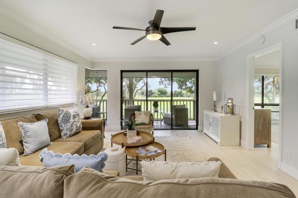 Golf Villas, 438 Brackenwood Ln, Palm Beach Gardens, Florida 33418, image 1