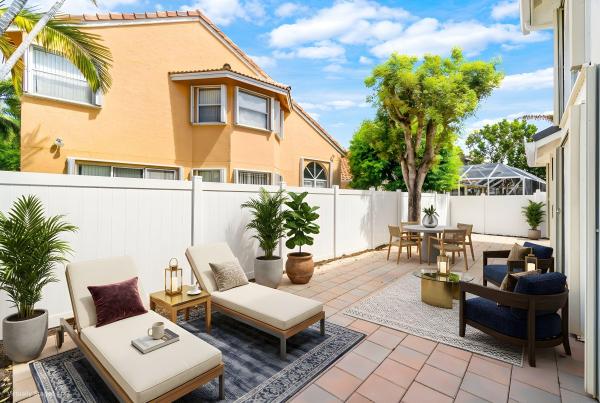 Pelican Cay, 10889 Tamoron Ln, Boca Raton, Florida 33498, image 1