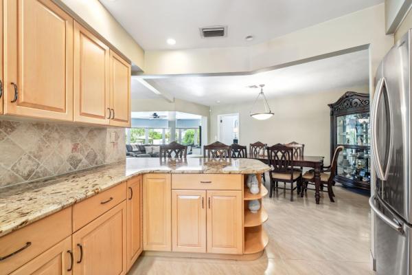 Tropic Isle, 910 Banyan Dr, Delray Beach, Florida 33483, image 2