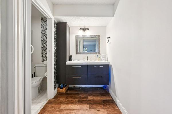 South Lake At Dos Lagos, 22 Via De Casas Sur #103, Boynton Beach, Florida 33426, image 3