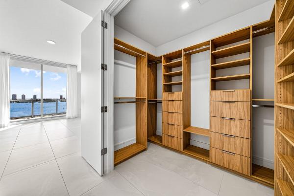 220 Lake Shore Dr #1010, Lake Park, Florida 33403, image 3