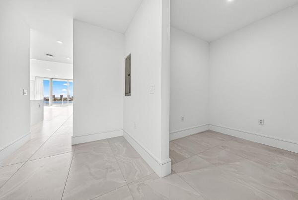 220 Lake Shore Dr #1010, Lake Park, Florida 33403, image 1