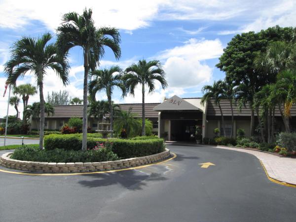 Golden Lakes Village, 160 Lake Gloria Dr #160, West Palm Beach, Florida 33411, image 1