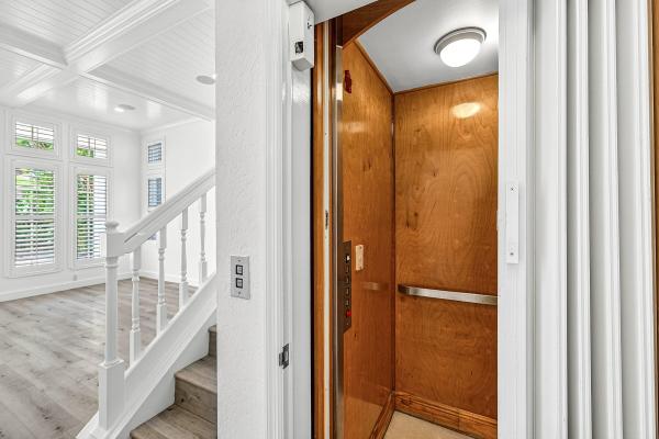 Jupiter Key, 130 Jupiter Key Rd, Jupiter, Florida 33477, image 1