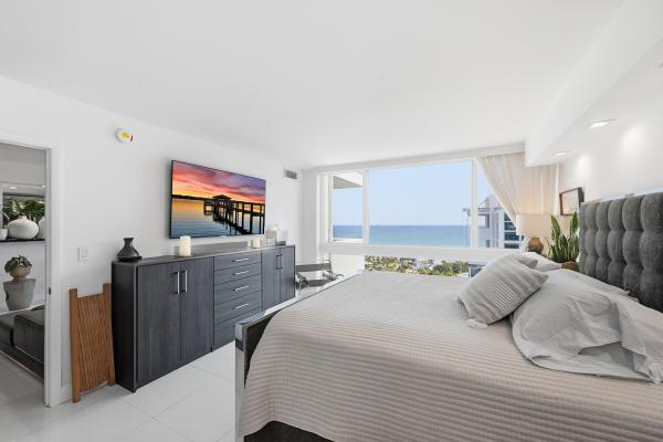 Embassy Tower, 2715 N Ocean Blvd #PH-D, Fort Lauderdale, Florida 33308, image 1