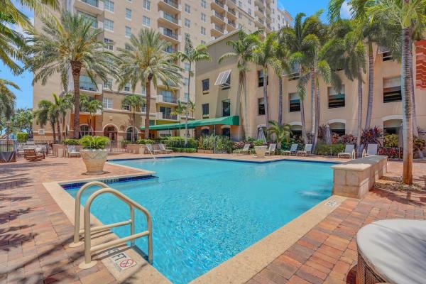 Montecito Palm Beach, 616 Clearwater Park Rd #LP4, West Palm Beach, Florida 33401, image 3