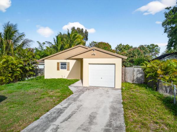 Greenacres No HOA, 328 Jennings Ave, Greenacres, Florida 33463, image 3