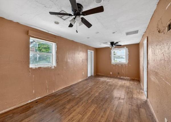 Hialeah Heights, 2765 NW 60th St, Brownsville, Florida 33142, image 1