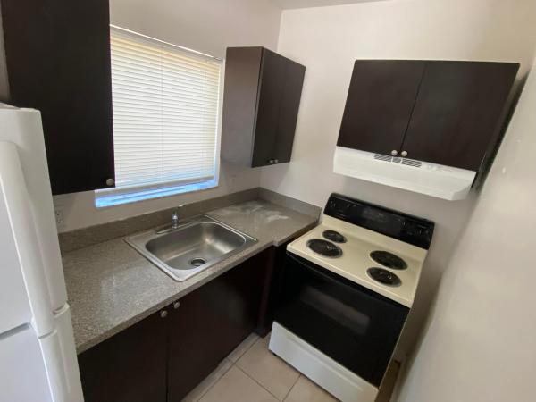Pleasant Heights, 1257 W 35th St, Riviera Beach, Florida 33404, image 2