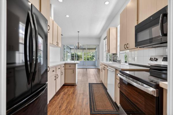 Sun Terrace At Lake Catherine, 1065 Bedford Ave, Palm Beach Gardens, Florida 33403, image 1