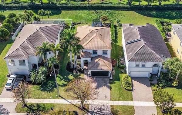Waburton Village, 9838 Shepard Pl, Wellington, Florida 33414, image 3