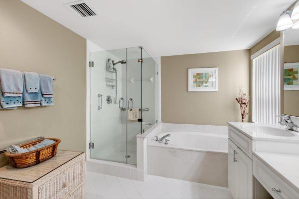 12511 Imperial Isle Dr #201, Boynton Beach, Florida 33437, image 1