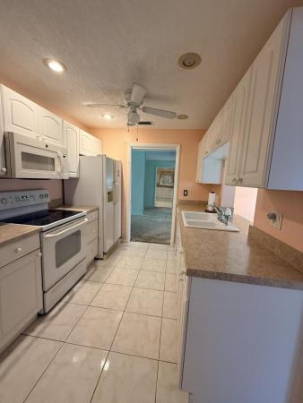 Leisureville, 2751 NW 4th Ave, Pompano Beach, Florida 33064, image 3