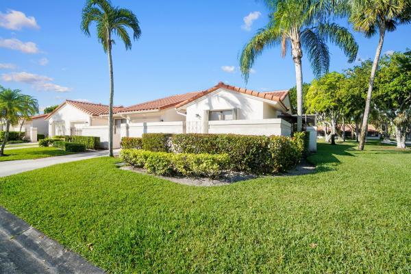 Brentwood Of Boca, 19961 Mona Cir, Boca Raton, Florida 33434, image 1