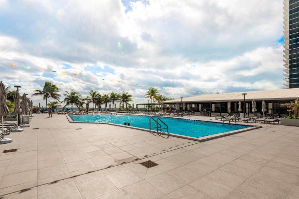 The Hemispheres, 1980 S Ocean Dr #3p, Hallandale Beach, Florida 33009, image 3