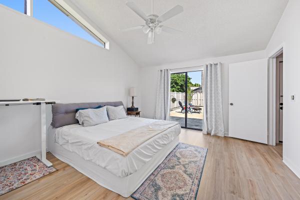 Westwood Gardens, 5537 Eagle Lake Dr, Palm Beach Gardens, Florida 33418, image 2