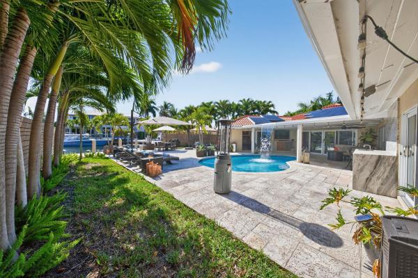 Coral Ridge Galt, 2460 Bayview Dr, Fort Lauderdale, Florida 33305, image 1
