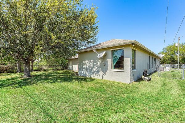 1508 SW Crater Ave, Port St. Lucie, Florida 34953, image 2