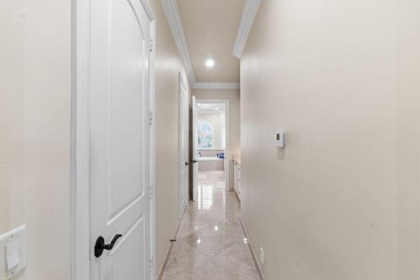 Coral Key Villas, 2221 NE 48th Ct, Lighthouse Point, Florida 33064, image 1