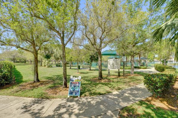 Stanton Lake, 873 Stanton Dr, Weston, Florida 33326, image 3